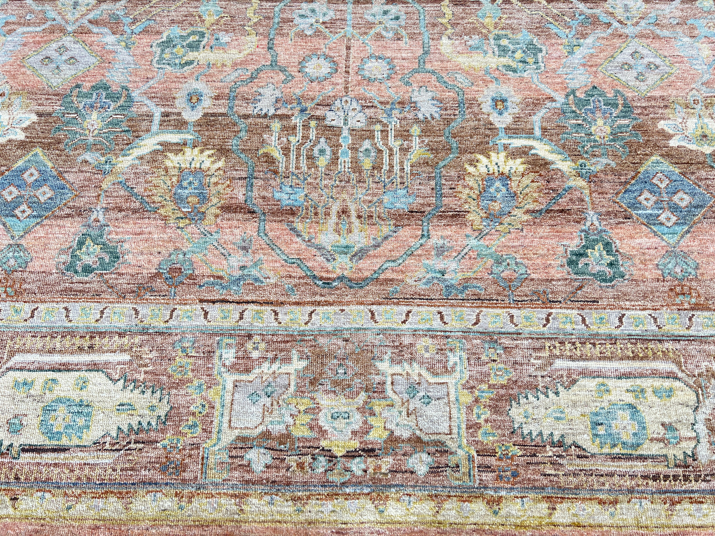 Vintage Look Agra 8'1"x10'0" Area Rug