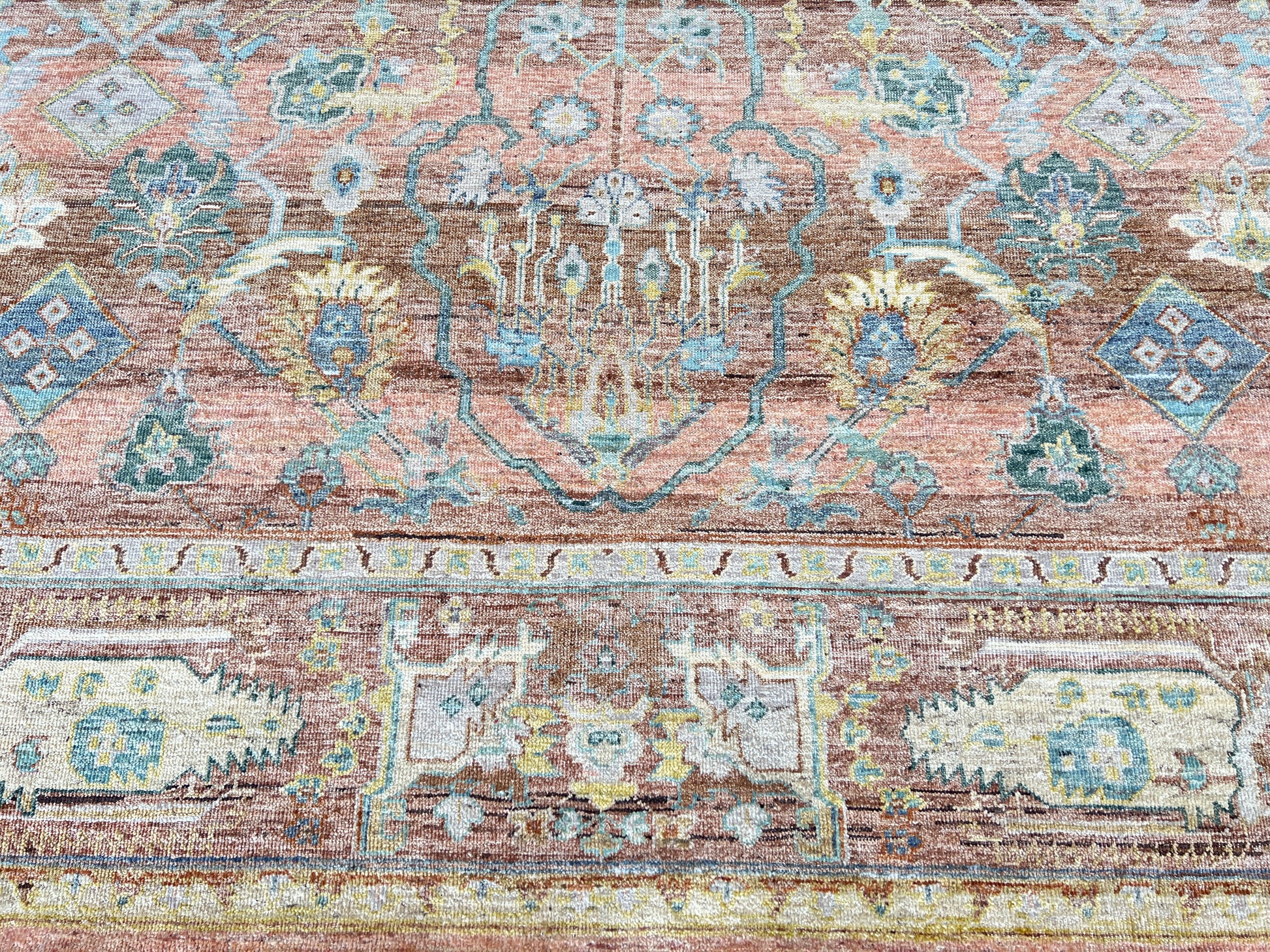 Vintage Look Agra 8'1"x10'0" Area Rug