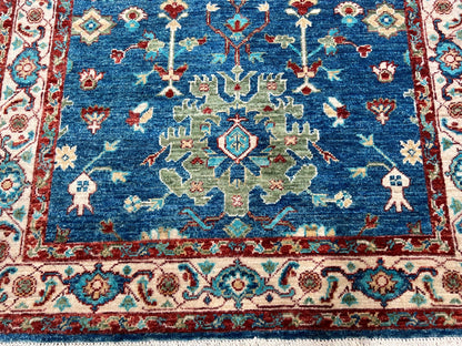 Transitional Heriz 3'4"x4'10" Area Rug