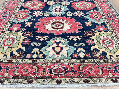 Transitional Heriz 4'1"x6'0" Area Rug